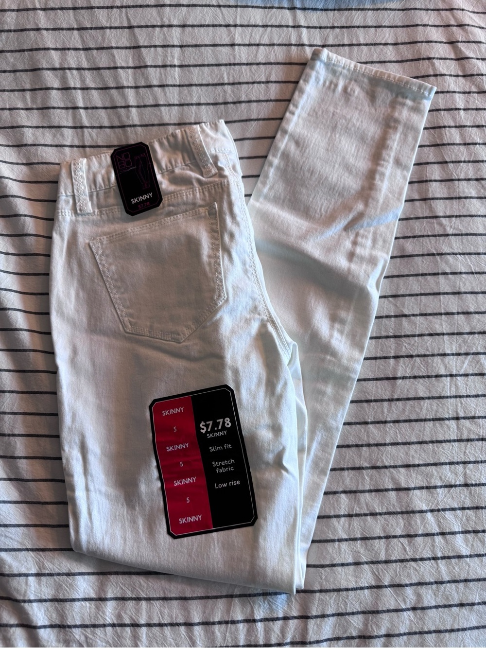 No Bounderies Jeans
